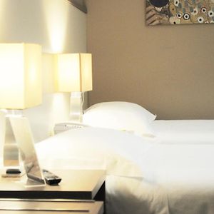 Zimmer mit zwei Einzelbetten